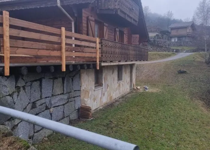 Bois Et Pierre 샬레